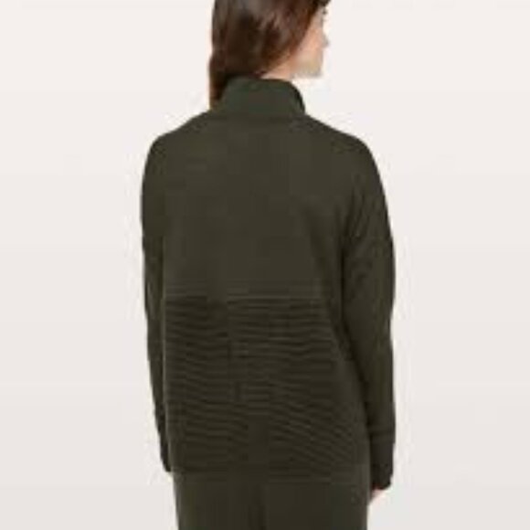 Lululemon Merino Wool Sit In Lotus Wrap II, Heathered Dark Olive, Size 4 - Picture 4 of 9